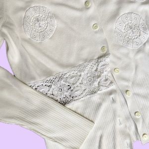 Vintage Y2K Venini Petite White Crochet Cardigain 🔥